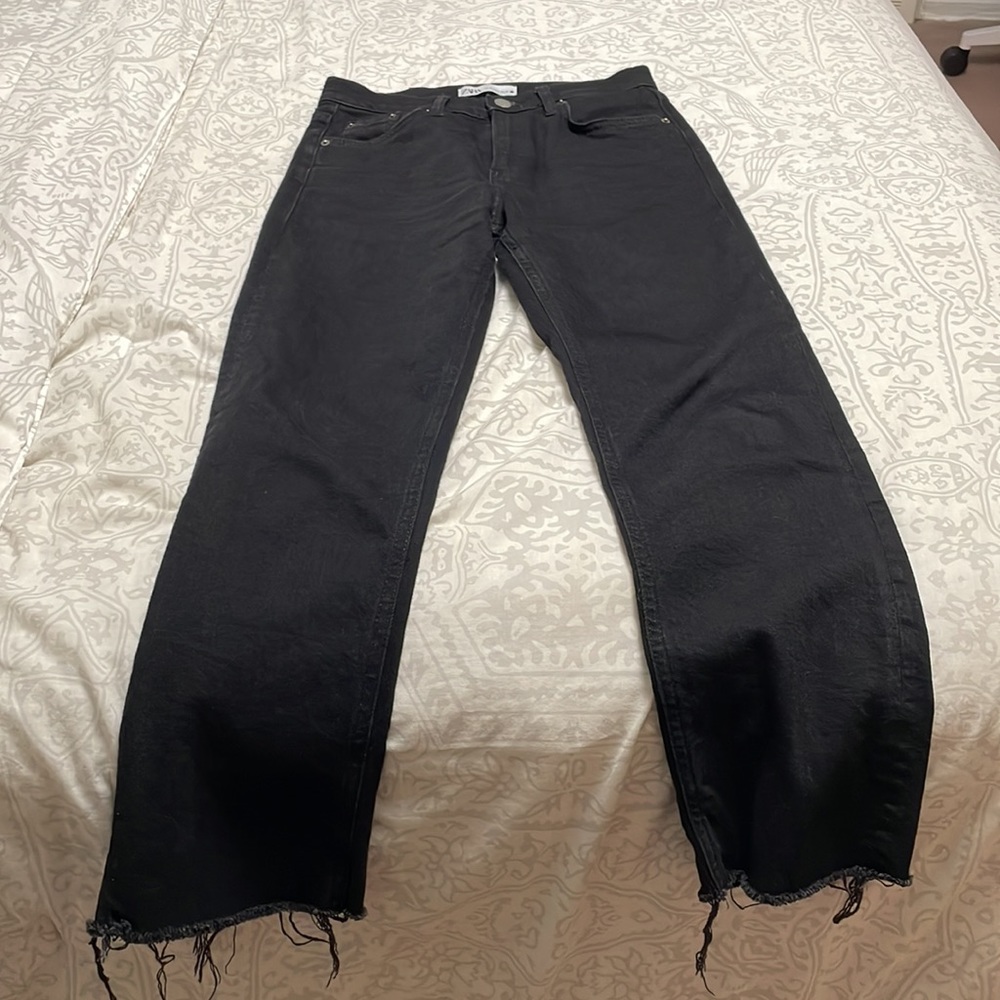LIKE NEW** Zara ZW High-Waisted Cropped Slim Fit Jeans
